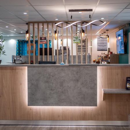 Contact Hotel Restaurant Bleu France - Eragny Cergy Zewnętrze zdjęcie