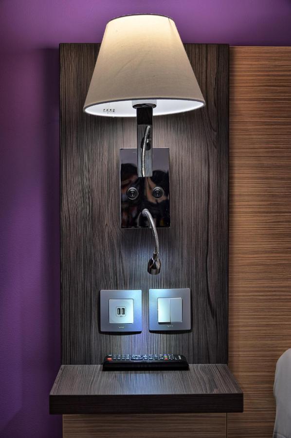 Contact Hotel Restaurant Bleu France - Eragny Cergy Zewnętrze zdjęcie